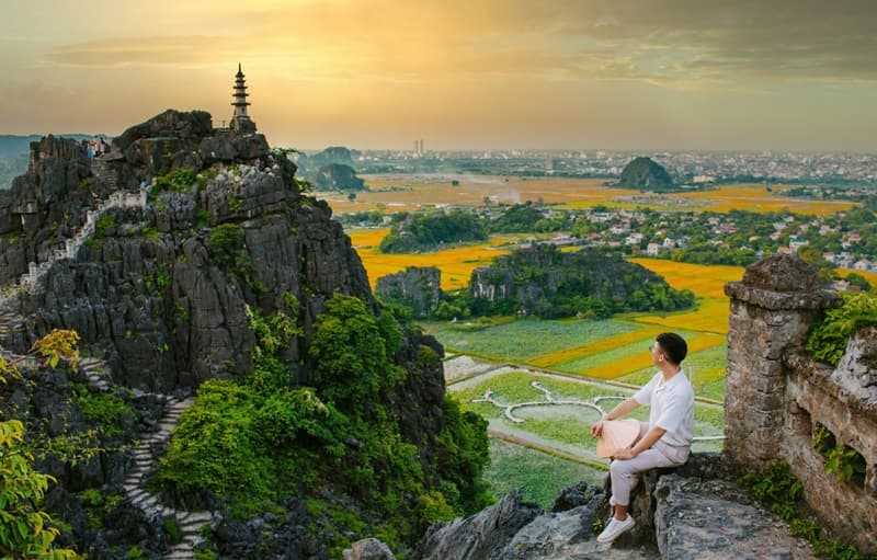Du lịch Ninh Bình giá rẻ với xe ghép, xe tiện chuyến